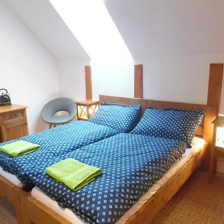 Bed & Breakfast 3 Domky 3*